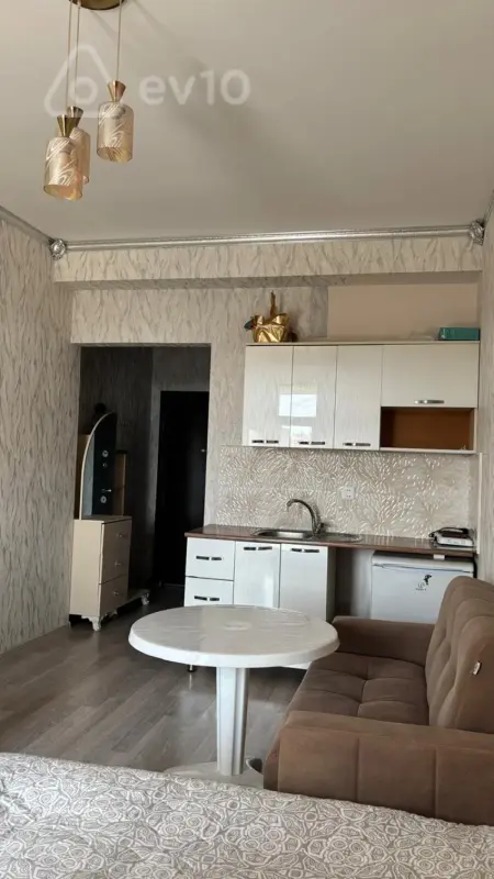 Kirayə verilir 1 otaqlı yeni tikili 40 m²