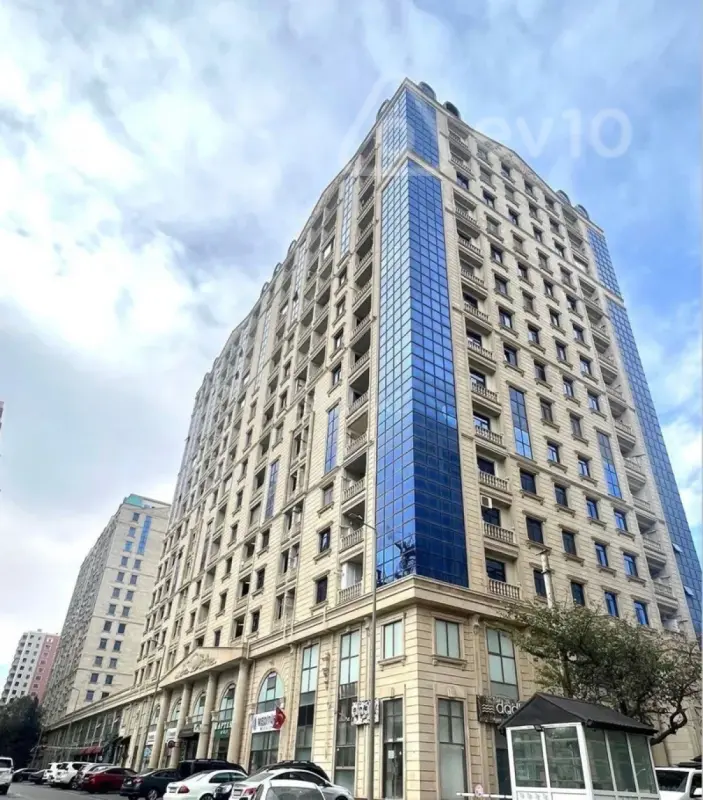 Satılır 3 otaqlı yeni tikili 136 m²