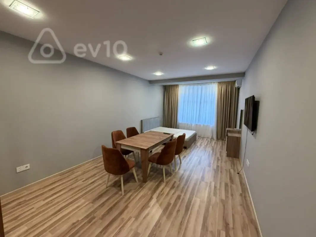 Kirayə verilir 3 otaqlı yeni tikili 100 m²