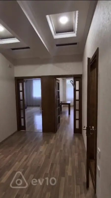 Kirayə verilir 2 otaqlı yeni tikili 110 m²