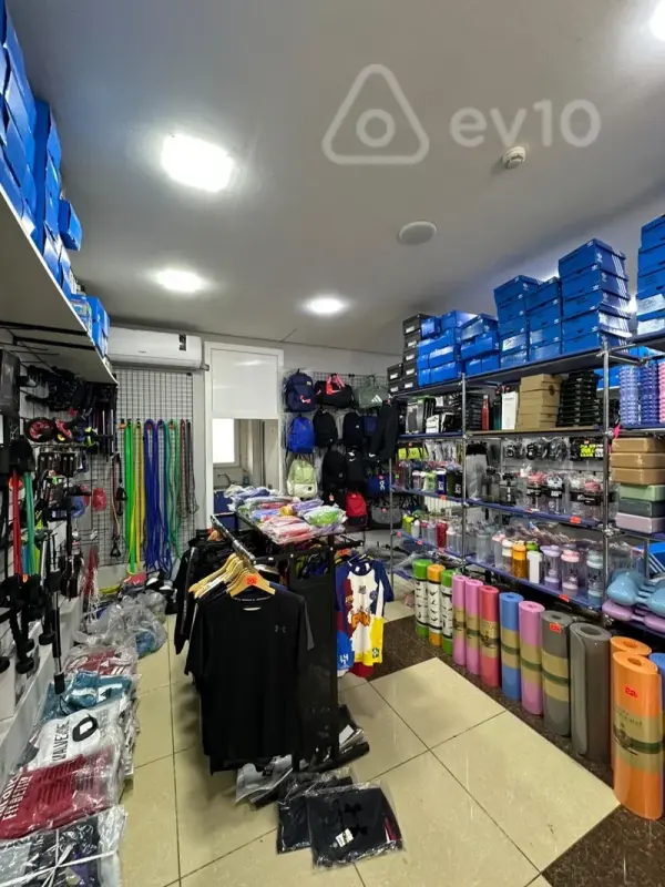 Satılır mənzil 170 m²