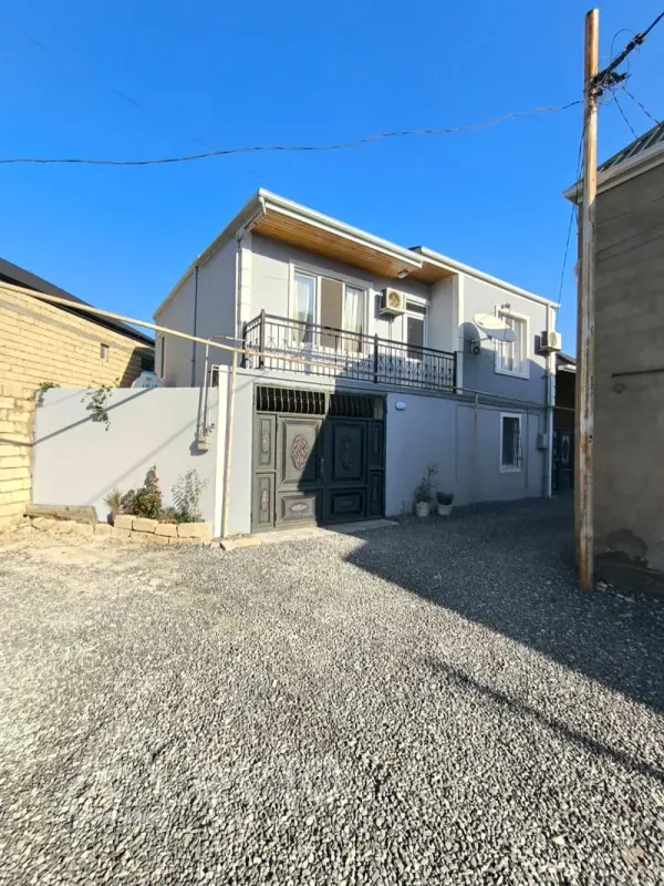 Satılır 6 otaqlı həyət evi 210 m²