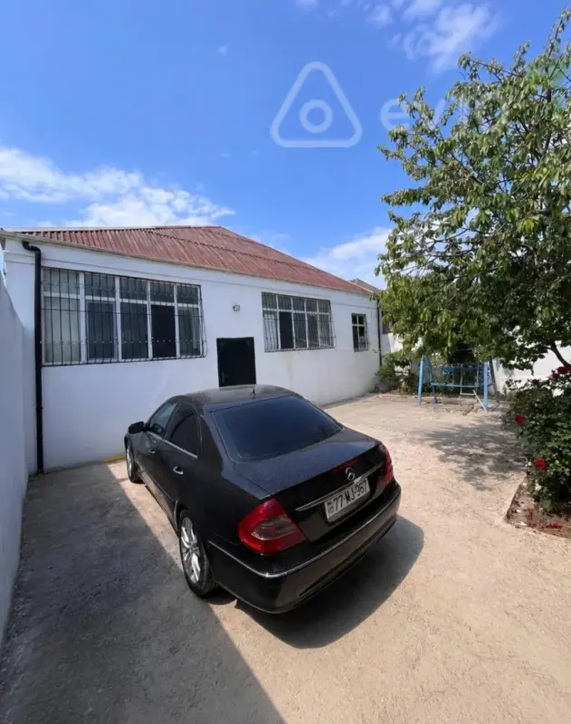 Satılır 5 otaqlı həyət evi 5 m²