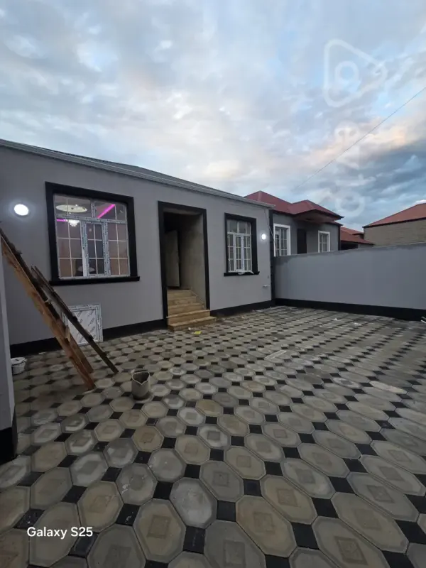 Satılır 4 otaqlı həyət evi 110 m²