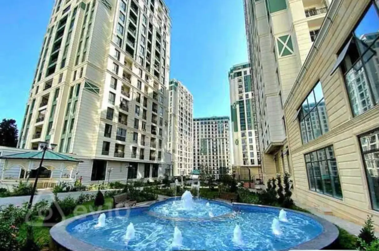 Satılır 4 otaqlı yeni tikili 183 m²