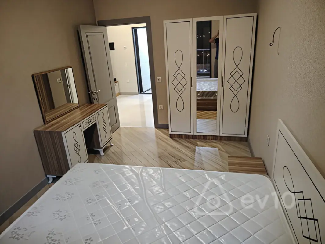 Kirayə verilir 2 otaqlı yeni tikili 60 m²