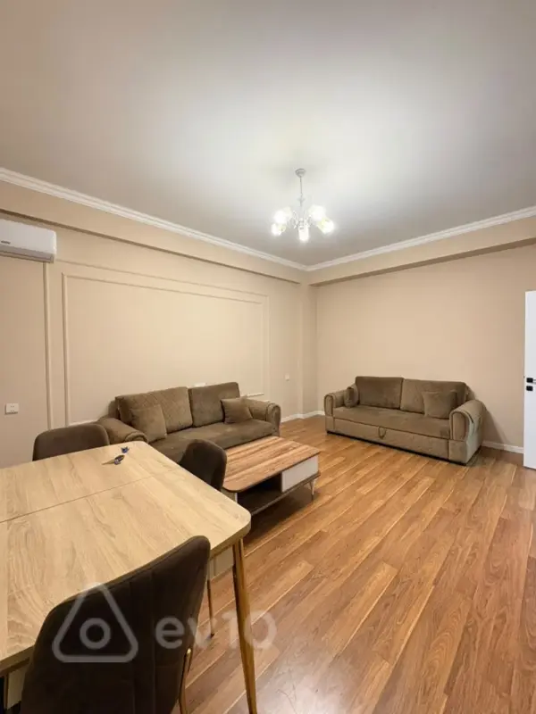 Kirayə verilir 2 otaqlı yeni tikili 102 m²