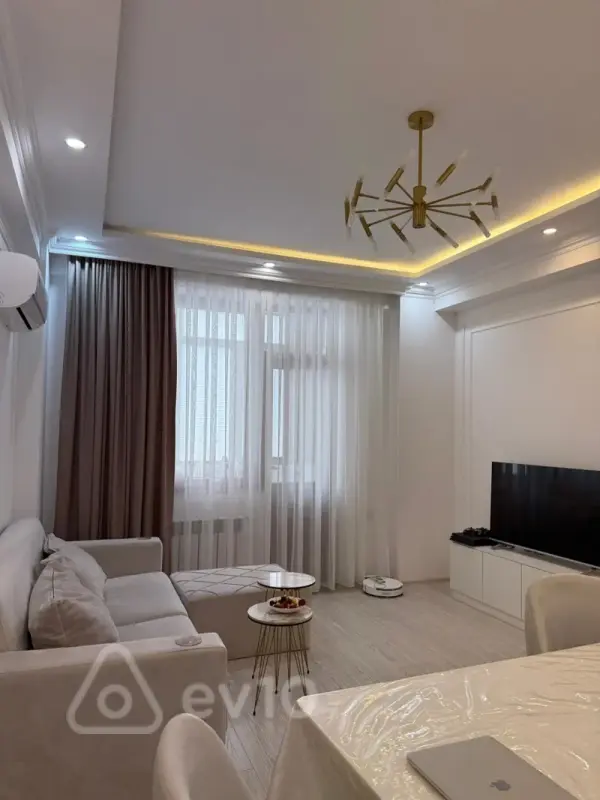 Kirayə verilir 2 otaqlı yeni tikili 60 m²