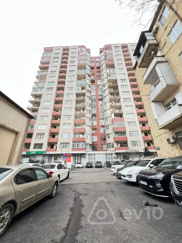 Satılır 3 otaqlı yeni tikili 147 m²