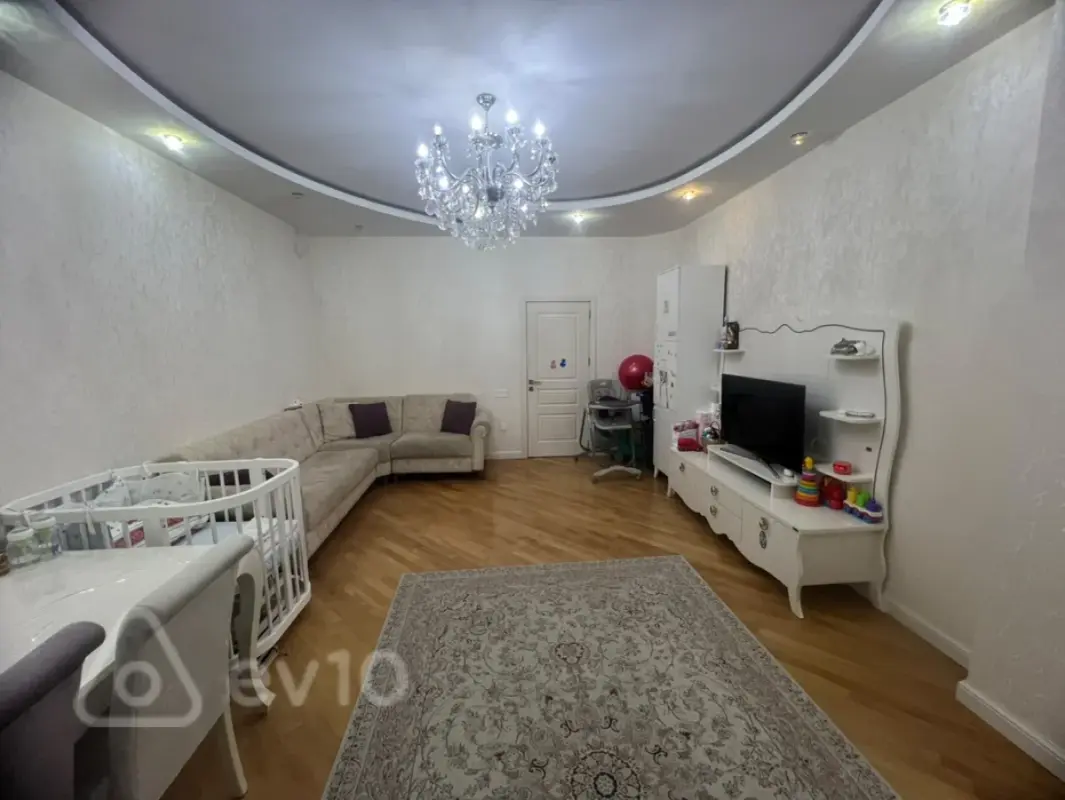 Kirayə verilir 3 otaqlı yeni tikili 90 m²