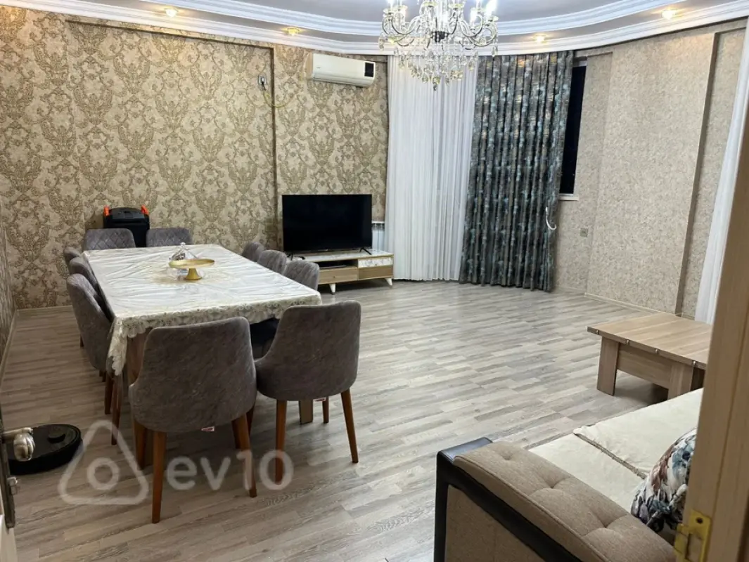 Satılır 4 otaqlı yeni tikili 157 m²
