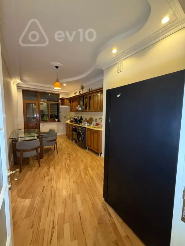 Satılır 2 otaqlı yeni tikili 100 m²