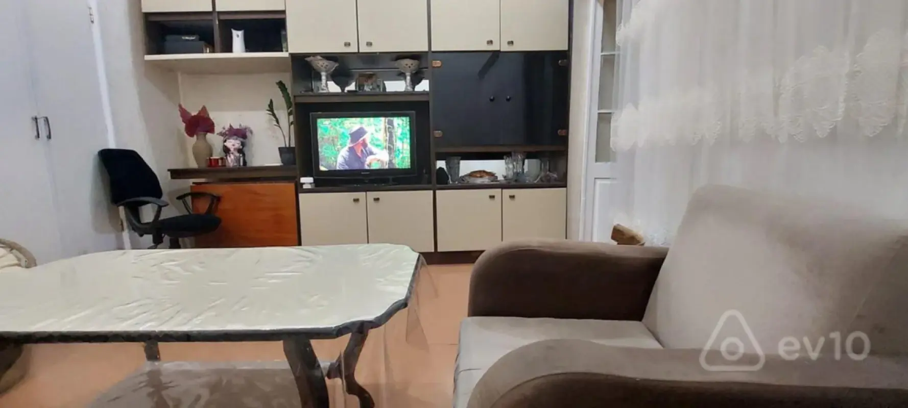 Kirayə verilir 2 otaqlı köhnə tikili 35 m²