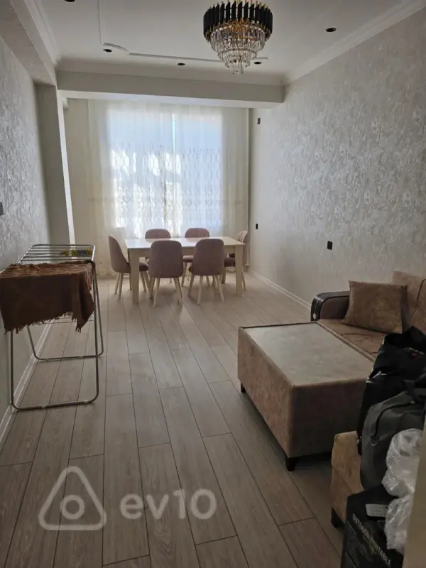 Kirayə verilir 2 otaqlı yeni tikili 50 m²