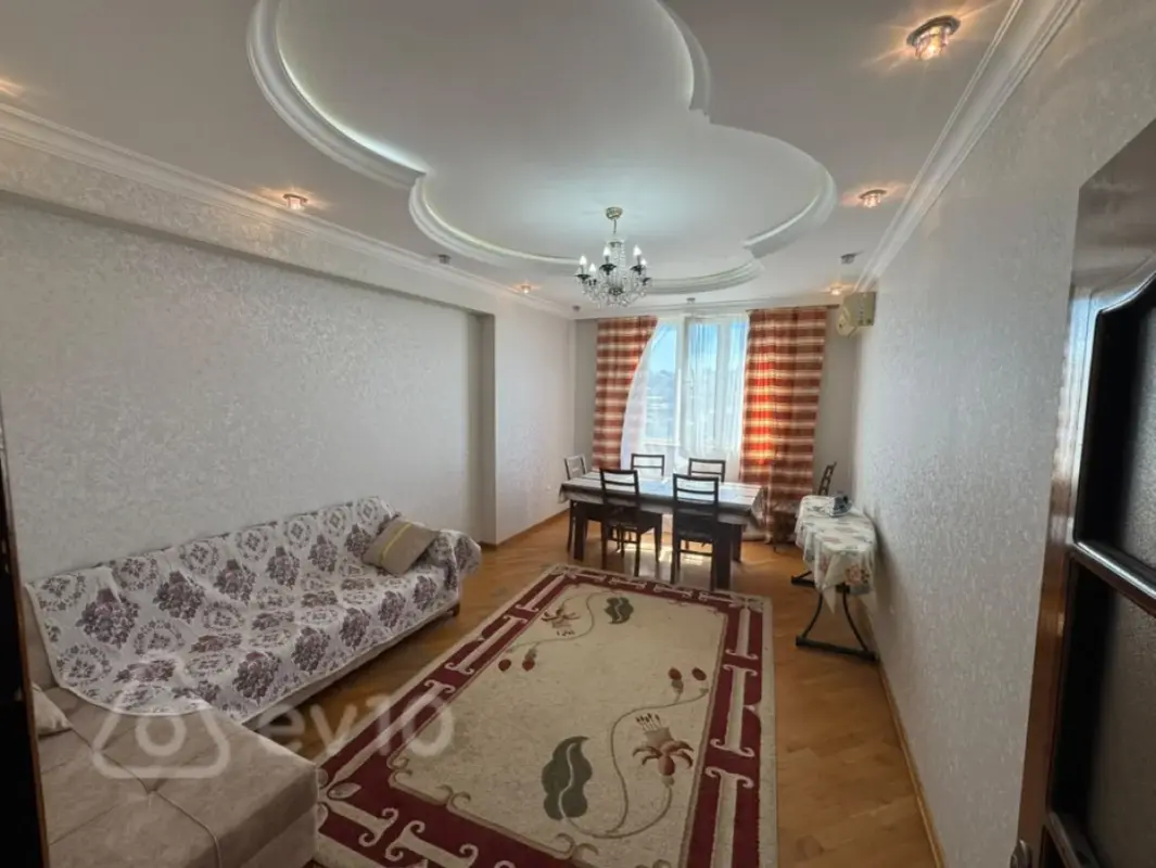 Kirayə verilir 2 otaqlı yeni tikili 70 m²