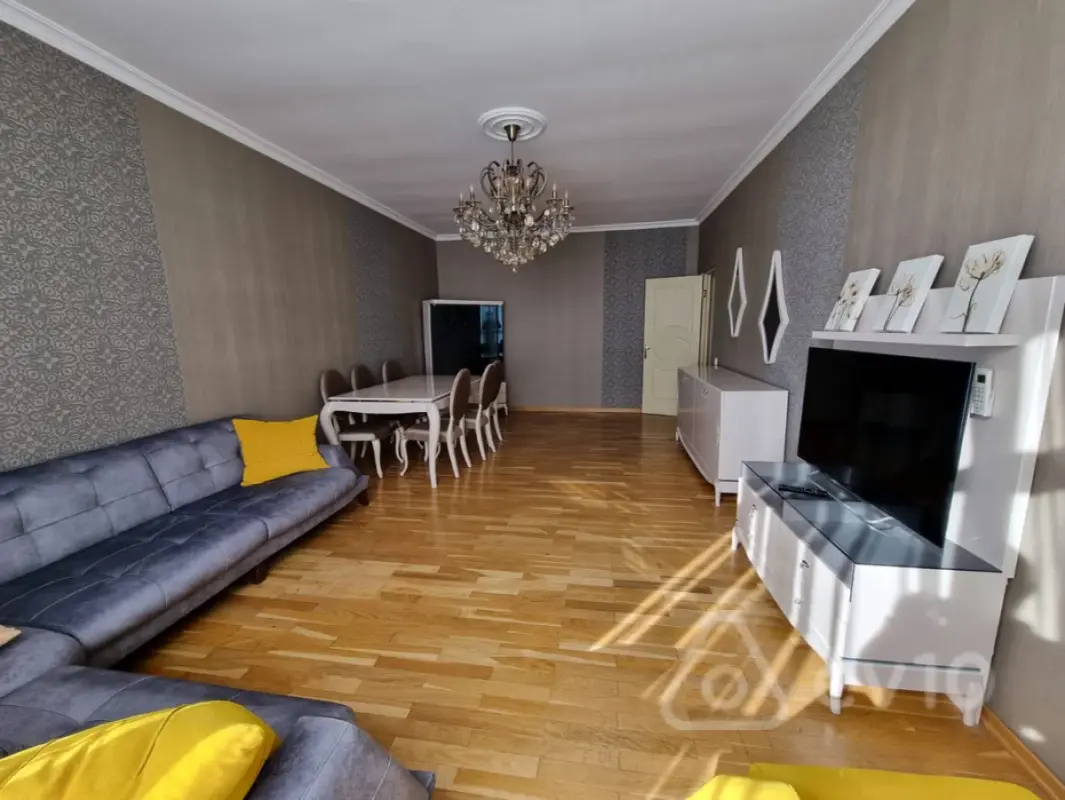 Kirayə verilir 2 otaqlı yeni tikili 100 m²