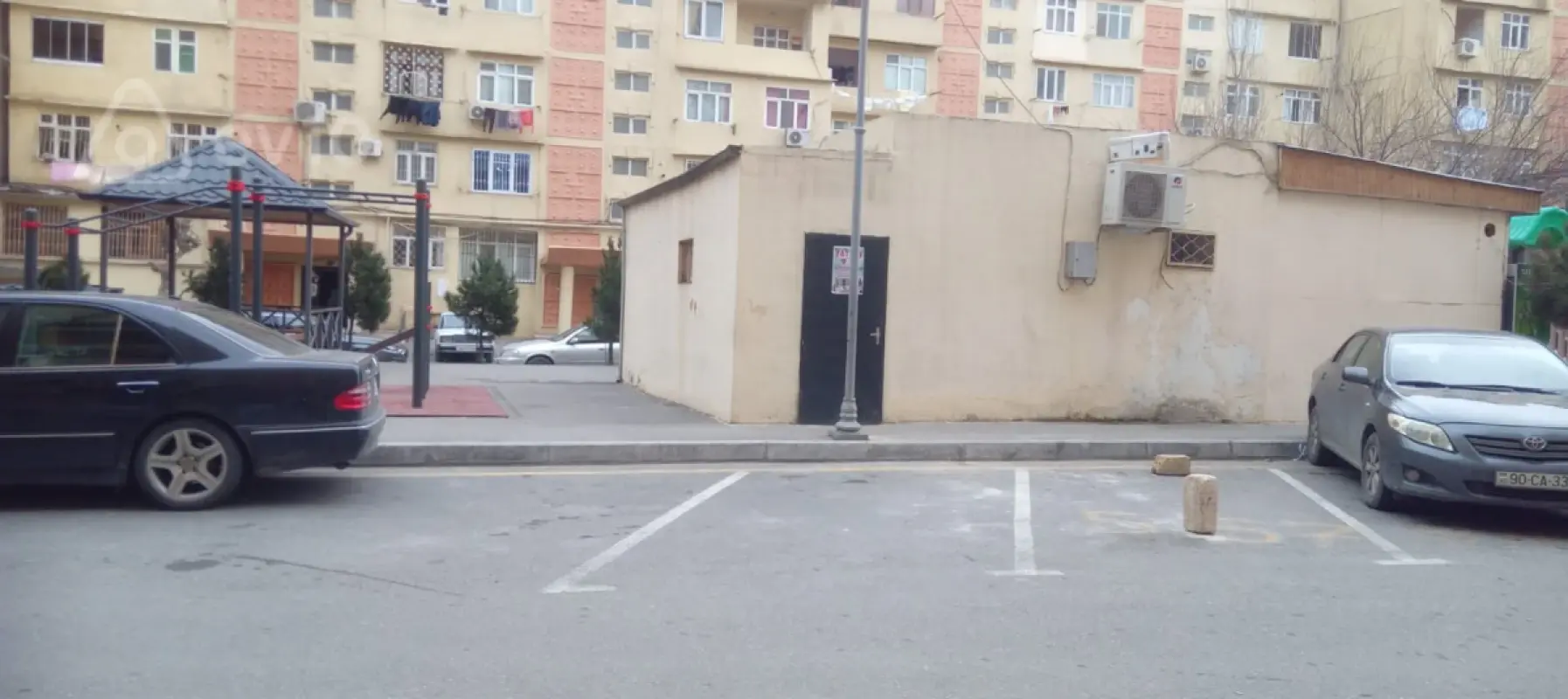 Satılır mənzil 70 m²