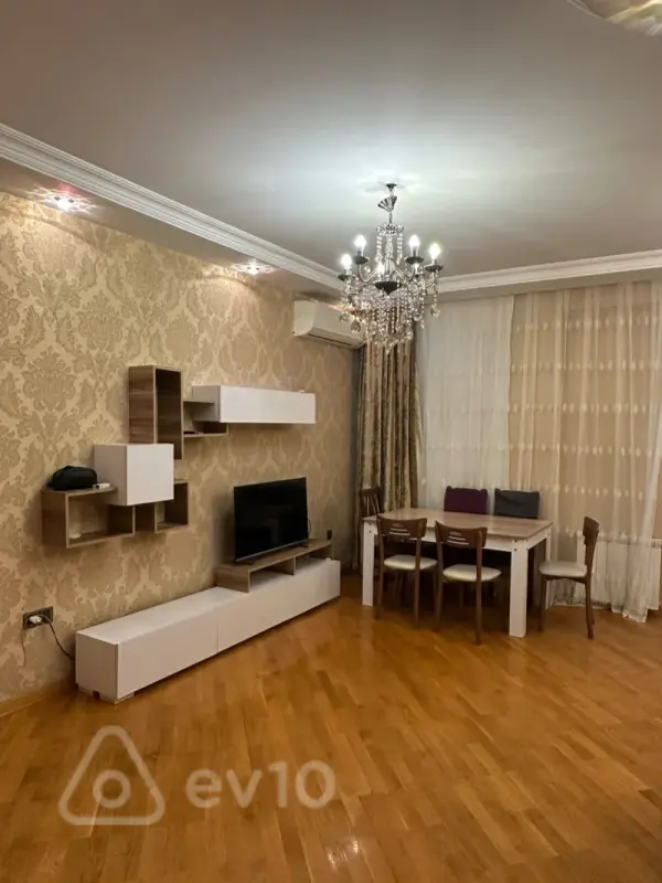 Kirayə verilir 3 otaqlı yeni tikili 90 m²