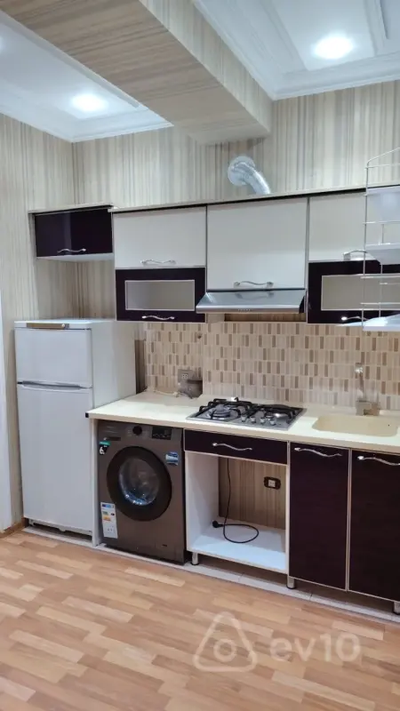 Kirayə verilir 2 otaqlı yeni tikili 60 m²