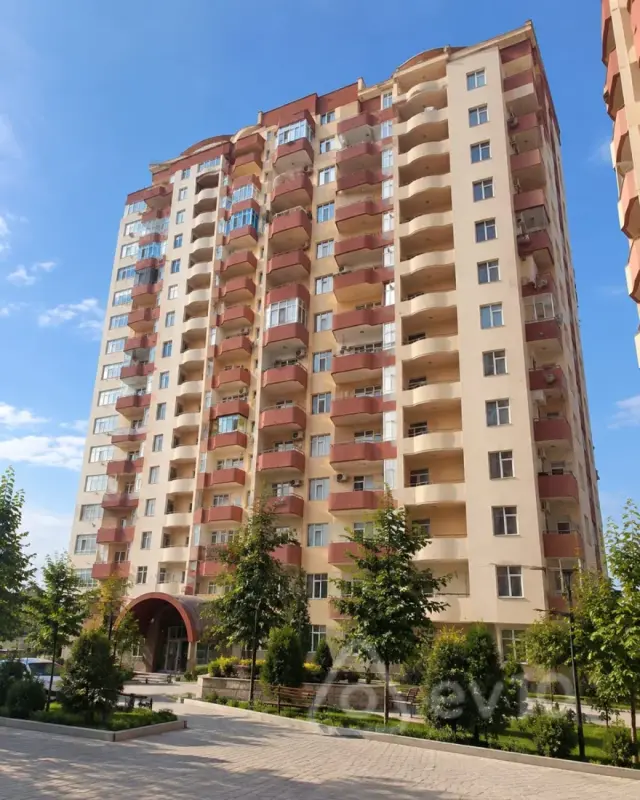 Satılır 4 otaqlı yeni tikili 170 m²