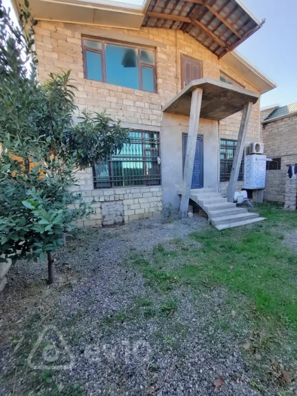 Kirayə verilir 3 otaqlı həyət evi 120 m²