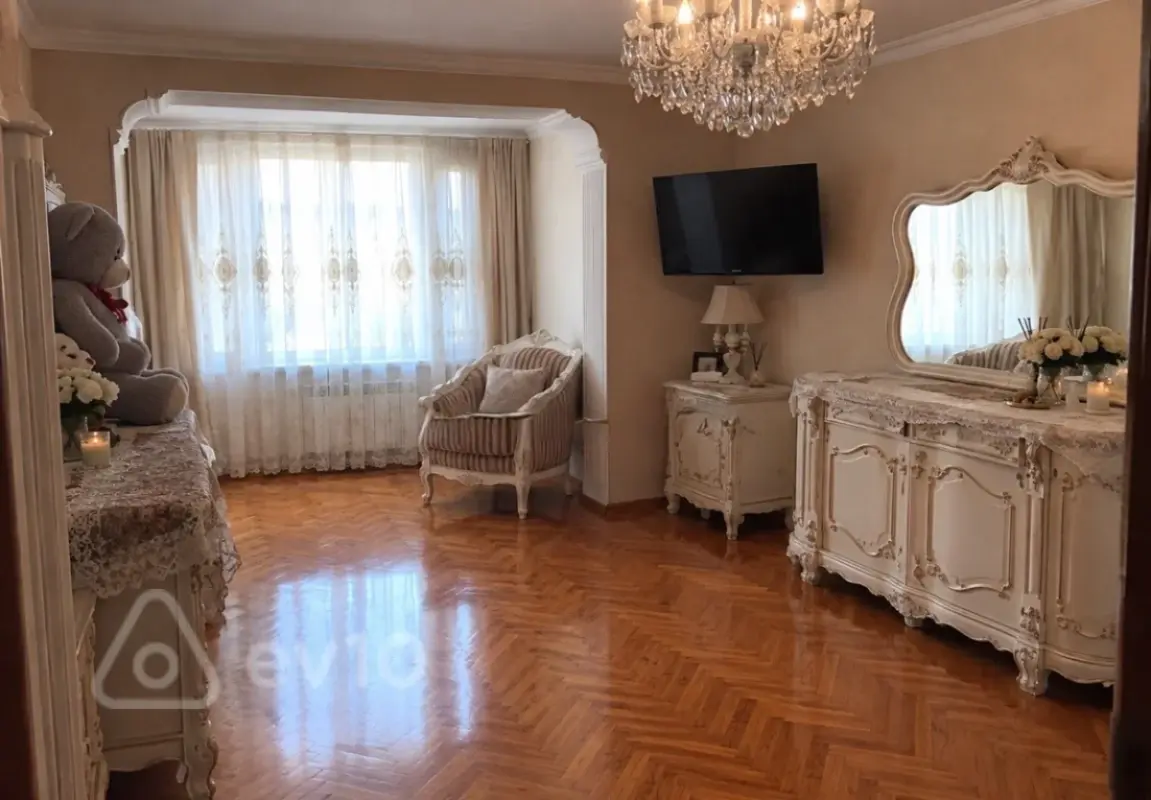 Kirayə verilir 3 otaqlı köhnə tikili 65 m²