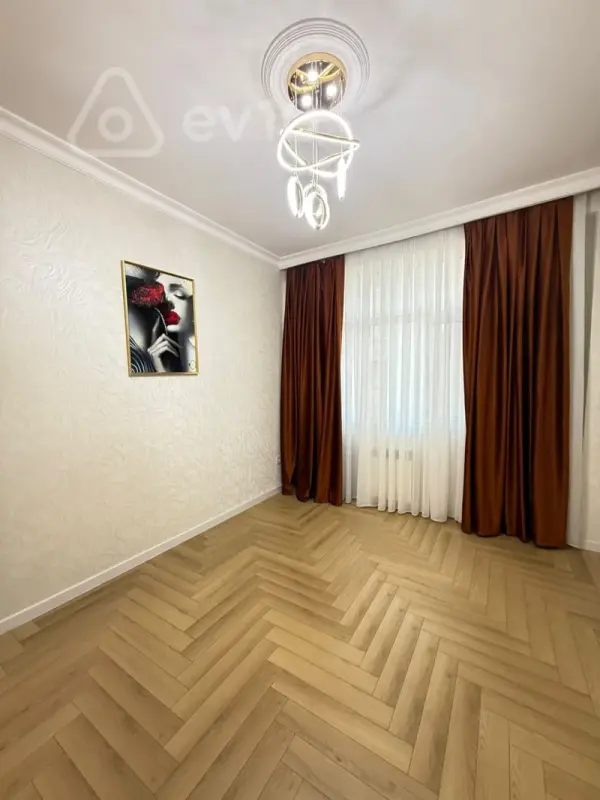 Satılır 2 otaqlı yeni tikili 55 m²