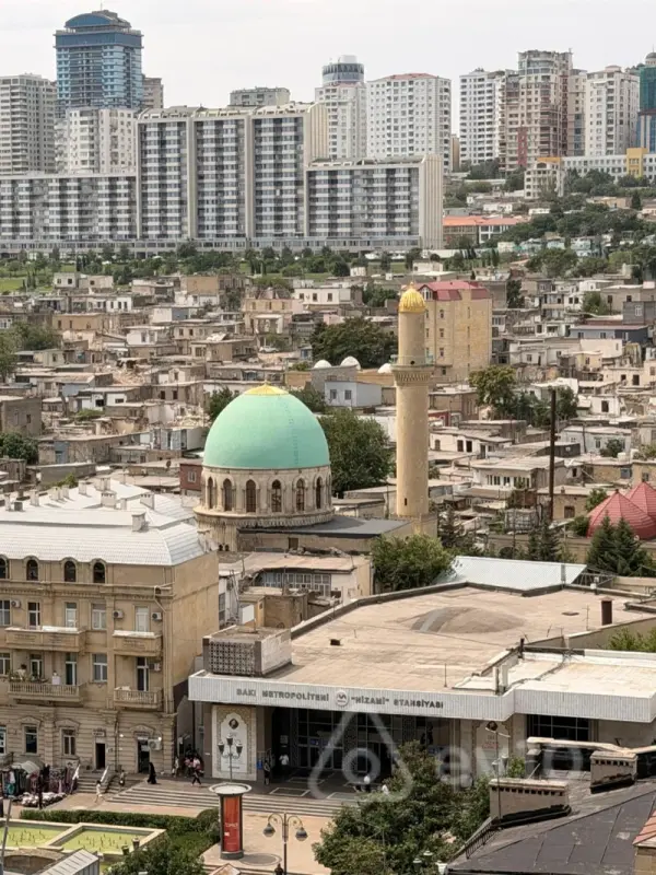 Kirayə verilir 3 otaqlı yeni tikili 146 m²