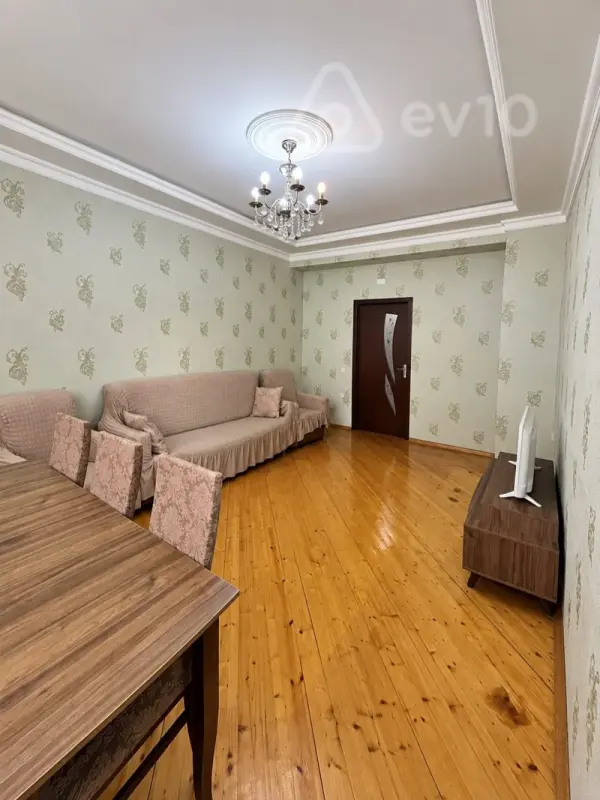 Kirayə verilir 2 otaqlı yeni tikili 55 m²