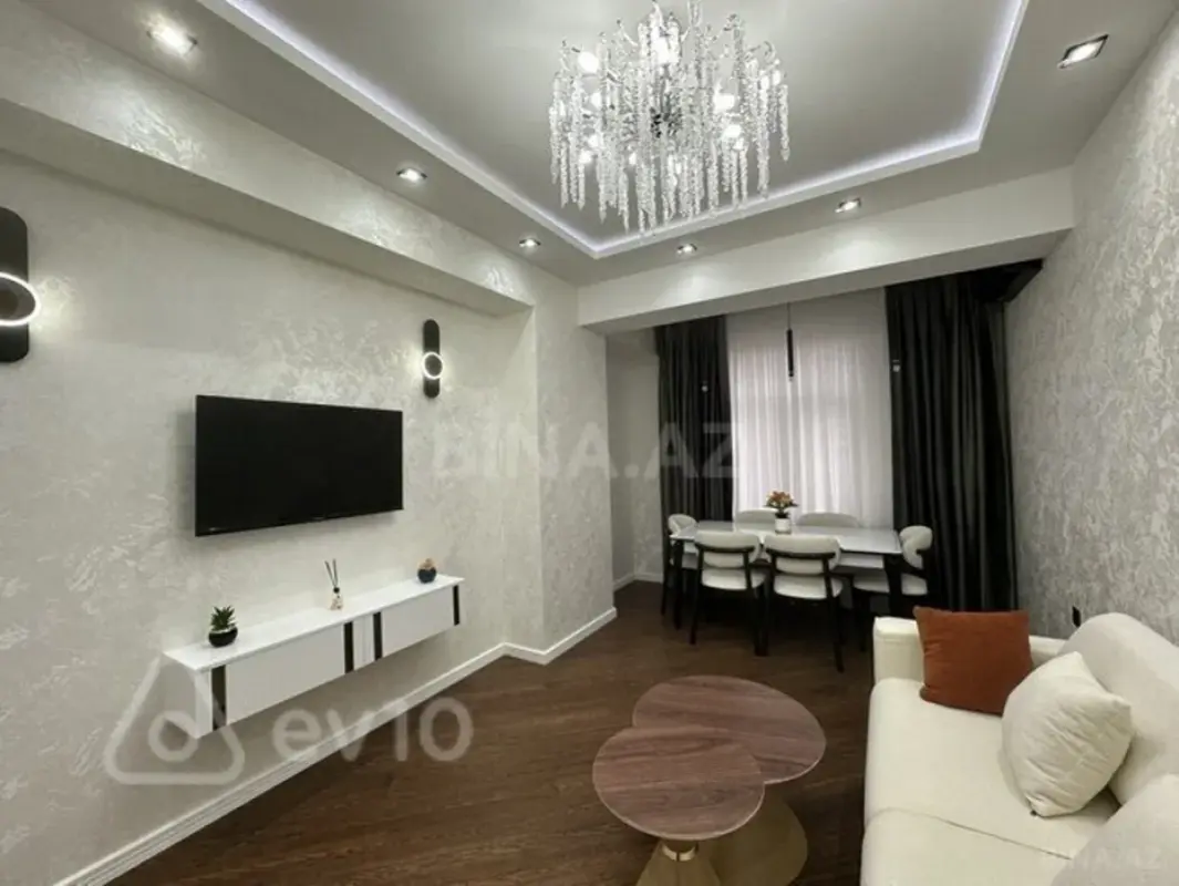 Kirayə verilir 2 otaqlı yeni tikili 73 m²