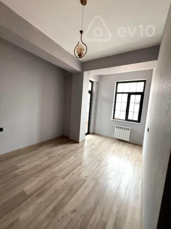 Kirayə verilir 3 otaqlı yeni tikili 78 m²