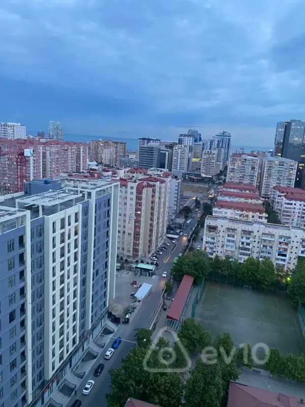 Kirayə verilir 2 otaqlı yeni tikili 73 m²