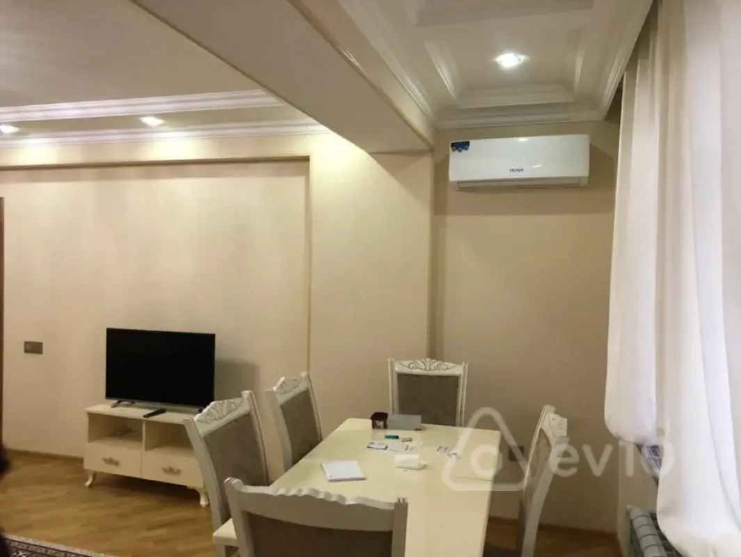 Kirayə verilir 3 otaqlı yeni tikili 105 m²