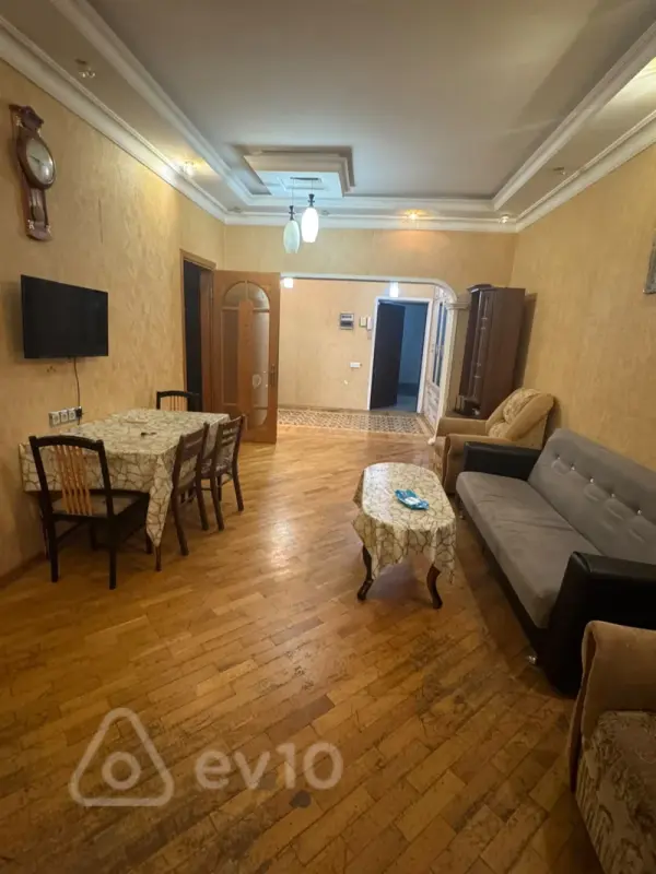 Kirayə verilir 2 otaqlı yeni tikili 60 m²