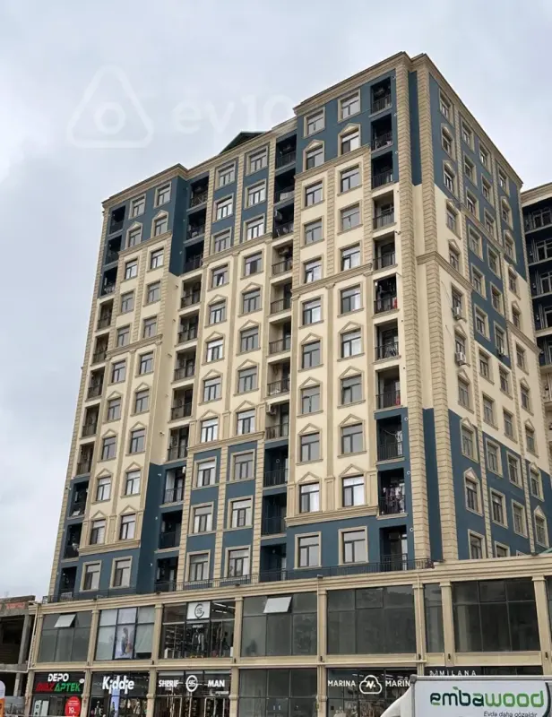 Satılır 3 otaqlı yeni tikili 98 m²