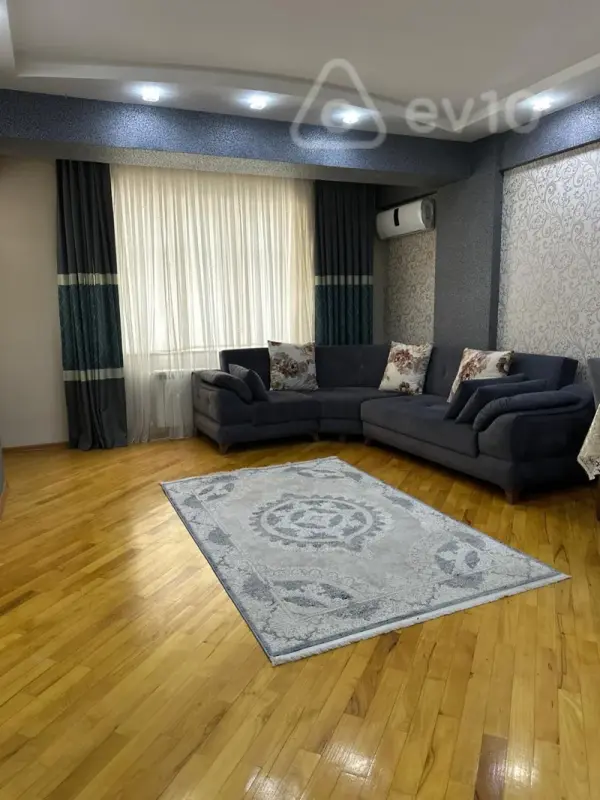 Kirayə verilir 2 otaqlı yeni tikili 75 m²