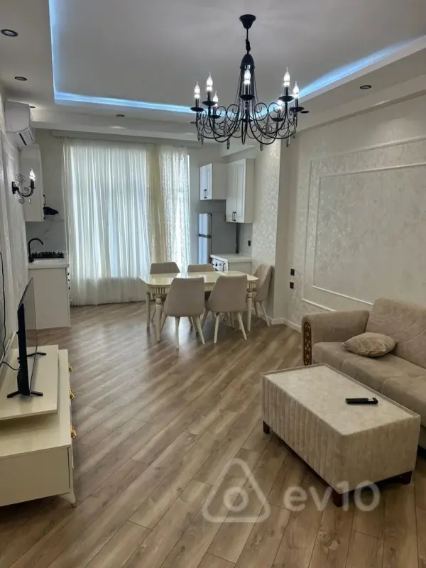 Kirayə verilir 2 otaqlı yeni tikili 80 m²