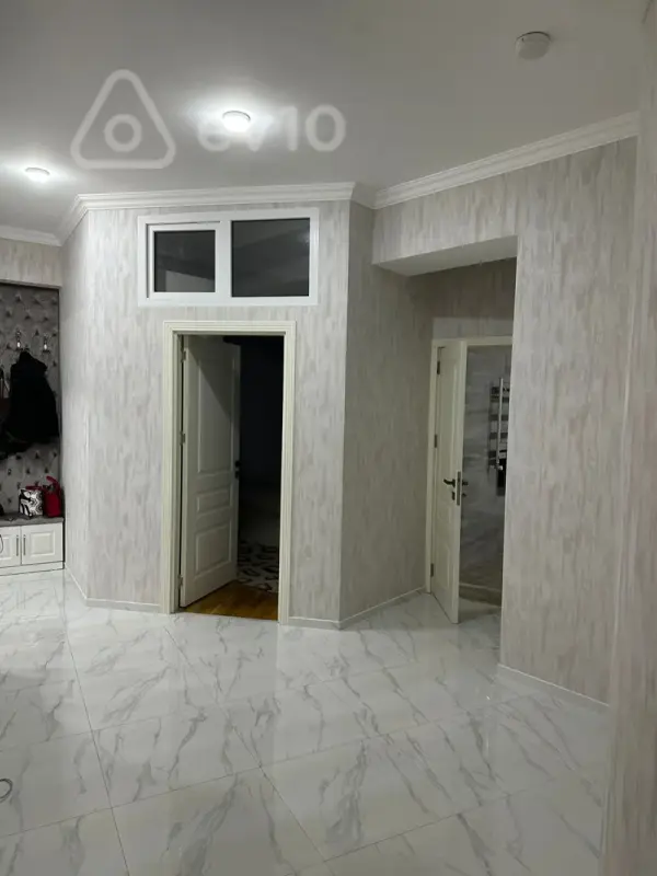 Kirayə verilir 3 otaqlı yeni tikili 110 m²