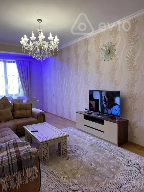 Kirayə verilir 2 otaqlı yeni tikili 100 m²