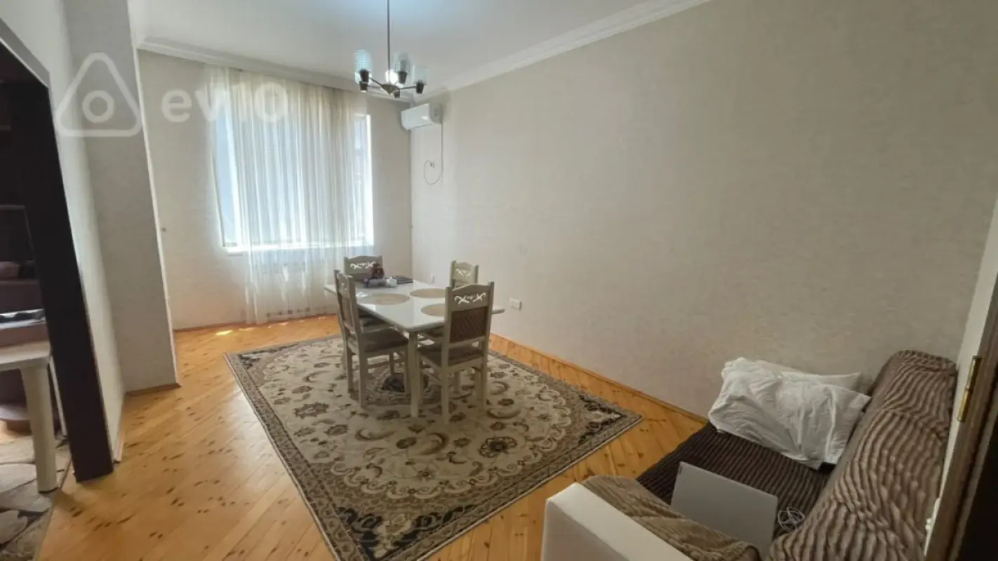Satılır 2 otaqlı yeni tikili 70 m²
