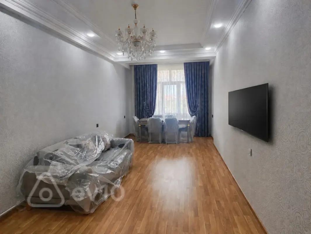 Kirayə verilir 3 otaqlı yeni tikili 115 m²