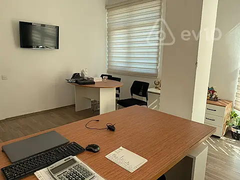 Kirayə verilir 3 otaqlı ofis 110 m² — Bakı, Nəsimi 3 otaq 110.00 m²
