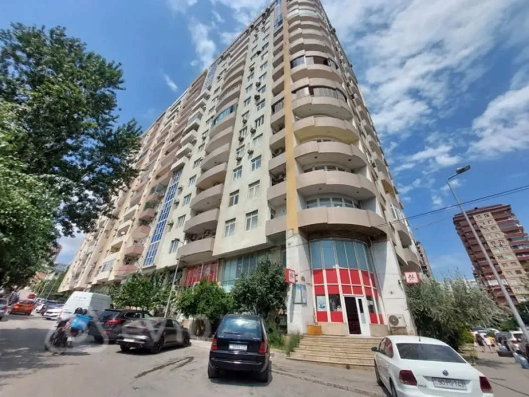 Satılır 2 otaqlı yeni tikili 65 m²