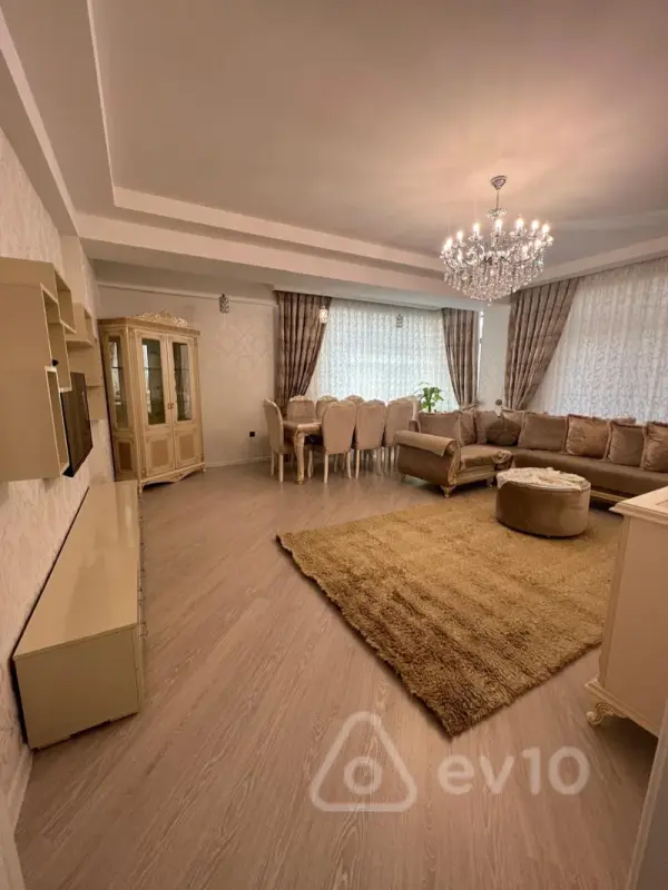 Kirayə verilir 3 otaqlı yeni tikili 140 m²