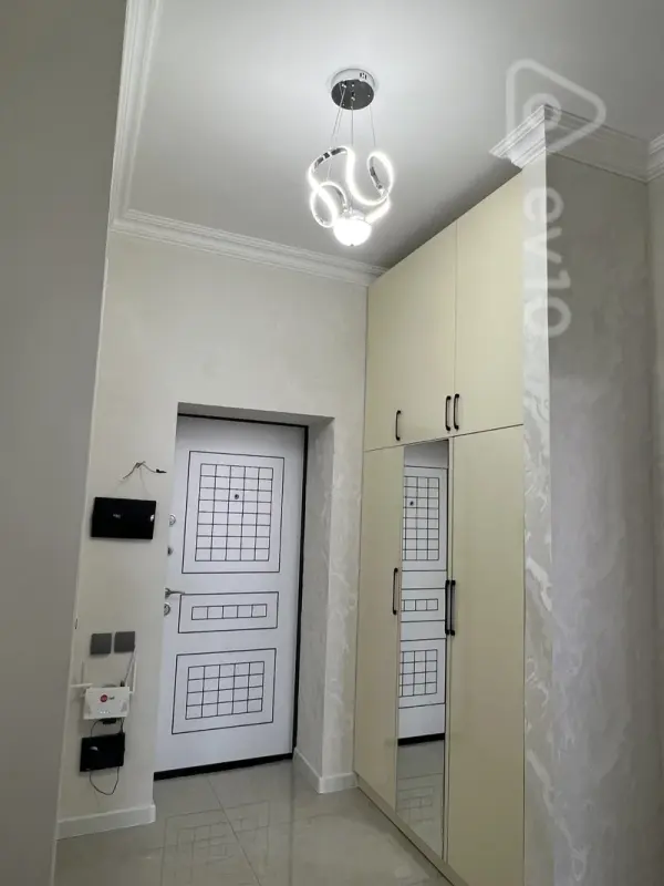 Kirayə verilir 3 otaqlı yeni tikili 80 m²