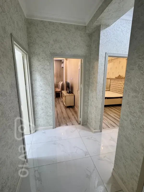 Kirayə verilir 2 otaqlı yeni tikili 85 m²