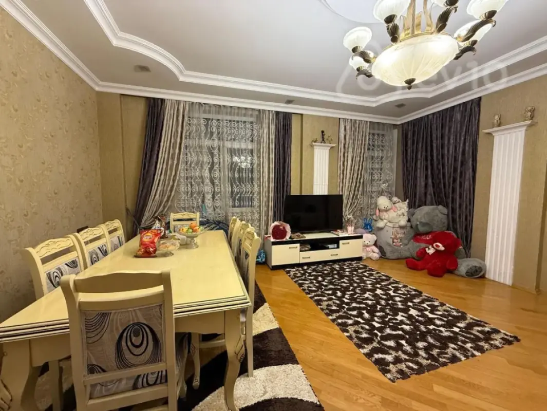 Kirayə verilir 2 otaqlı yeni tikili 80 m²