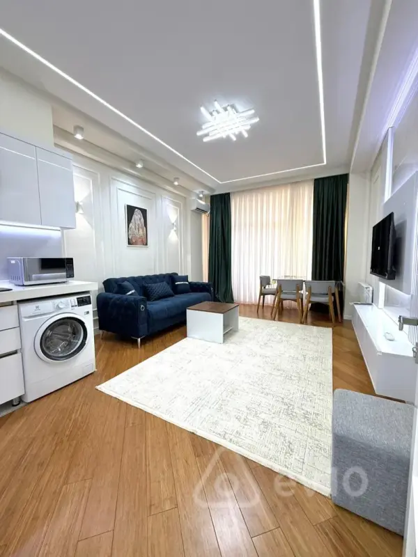 Kirayə verilir 2 otaqlı yeni tikili 70 m²