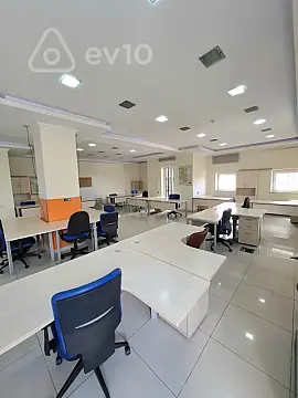 Kirayə verilir 15 otaqlı ofis 650 m² — Bakı, Nəsimi 15 otaq 650.00 m²