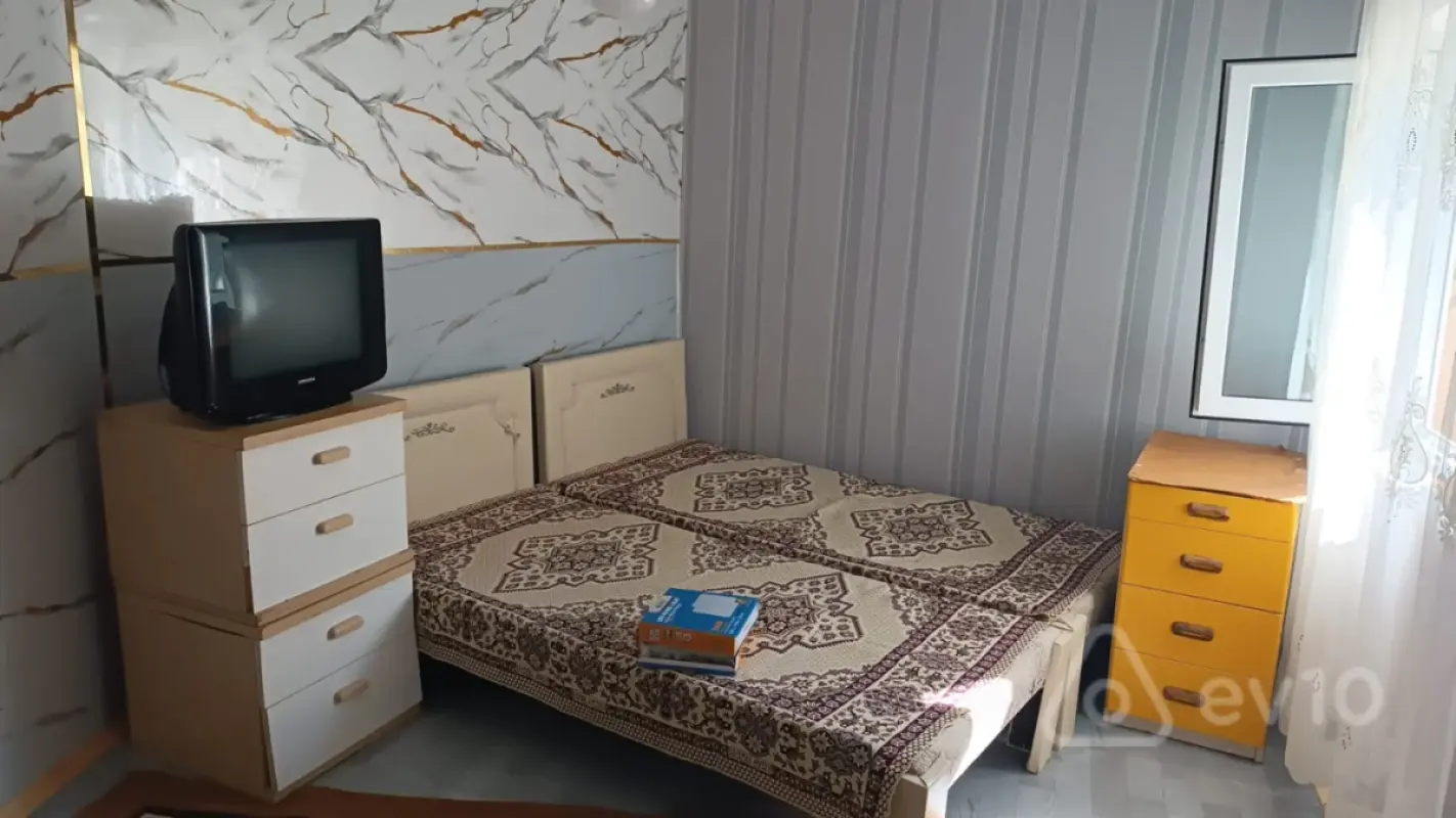 Kirayə verilir 1 otaqlı köhnə tikili 30 m²